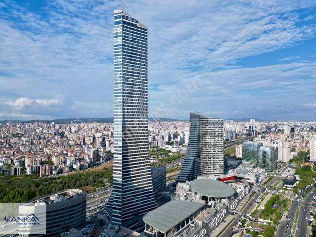Metropol İstanbul C1 Blok Teraslı 2+1 Kiralık Ofis