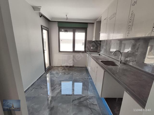METROPOL'DEN BULGURLU METRO 8DK KATTA TEK GENİŞ ARAKAT DAİRE 2+1