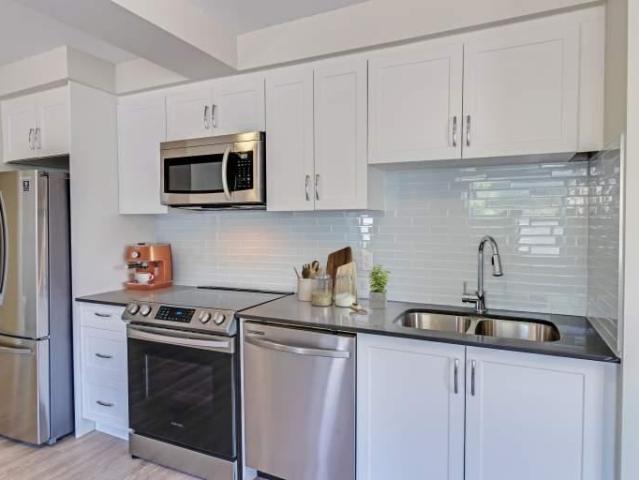 Metropolitan Apartments 2 Bedroom Apartment for Rent at 2837 Yonge St, Toronto, ON M4N 0A7 North Toronto