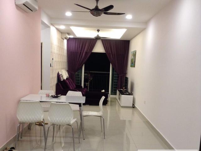 Metropolitan Square Condominium Whole Unit For Rent /For Sell
