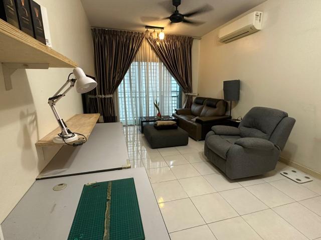 metropolitan square, serviced residence