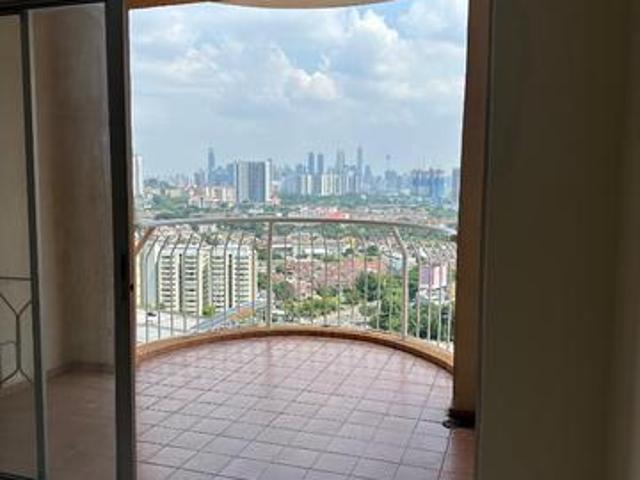 Metroview condo 1150sf Refurbished Unit