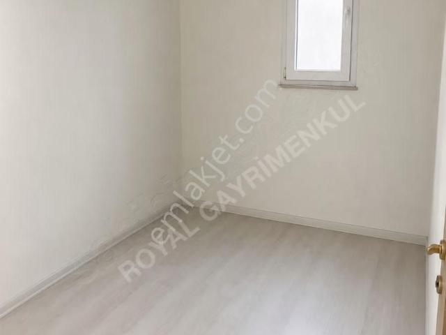 Metroya Yakın | Doğuş Üniversitesi Yanı | Ferah Ve Geniş 3+1