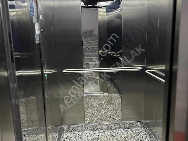 Metroya Yakın Sıfır Ayarında 3 Cad. Arasında Ara Kat 2+1 Daire