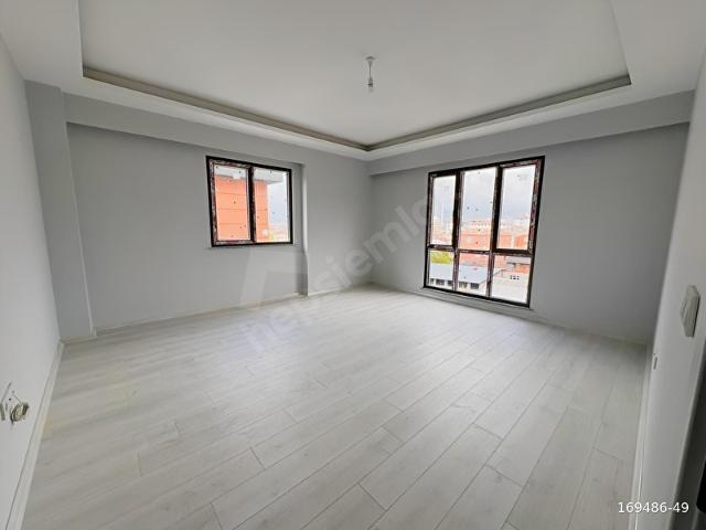 Metroya yakın,Sıfır,Site içi, Yerden ısıtmalı 2+1 Satılık Daire