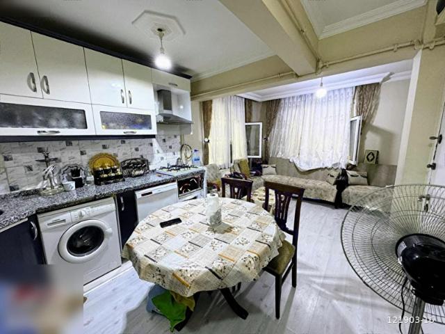 Bahçelievlerde Metroya 10 Dk Yürüme Satılık Ters Dubleks 4+1 Daire 1.770.000 TL