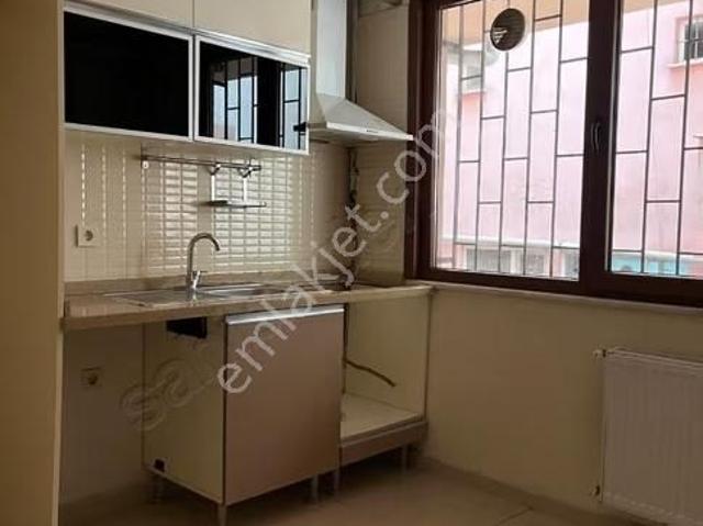 Metroya 2 Dk. Sanayi Mahallesinde 80m2 2+1 Krediye Uygun