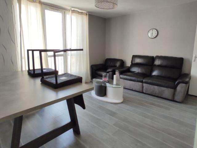Meublé 3 pièces 58.95 M2 secteur CLAIRMARAIS