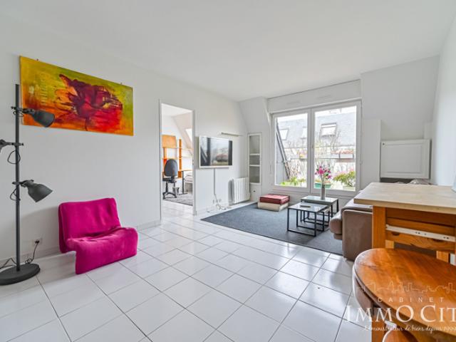 MEUBLE Appartement 4 pièces avec Balcon et PARKING