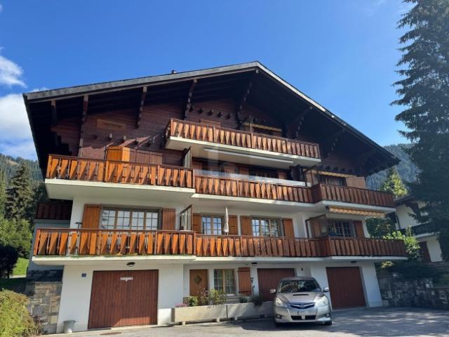 MEUBLÉ, ÉLÉGANCE ALPINE ET DOUCEUR DE VIVRE