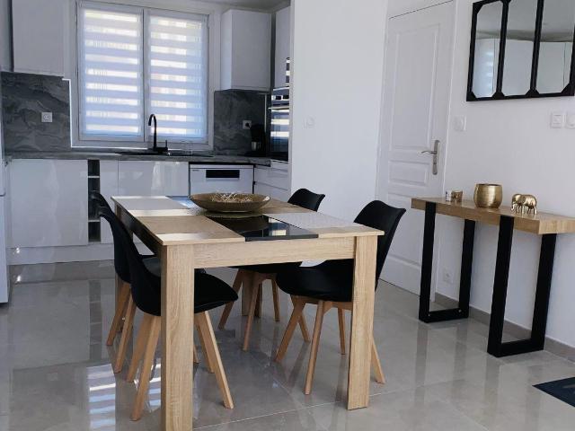 Meublé T3 47 m² avec balcon et parking 13e St Just