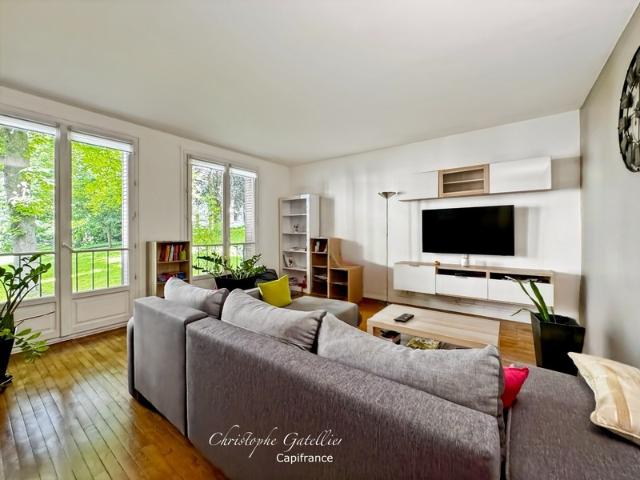 MEUDON quartier BELLEVUE – Appartement familial et traversant de 95 m² – 3 chambres possible 4 – Posez vos valises