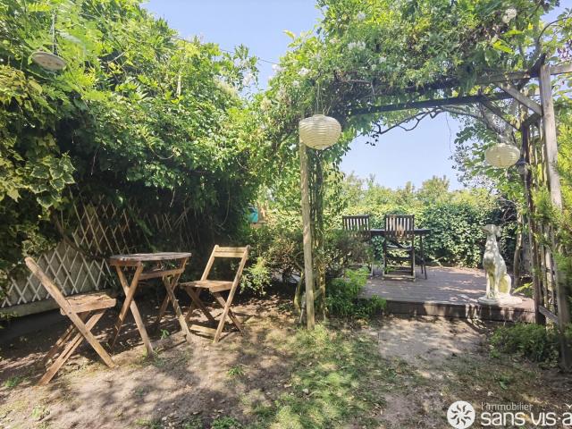 Meudon, route des Gardes, appartement de 3 pièces de 65.02m2 avec terrasse de 18m2, jardin privatif de 80m2, c