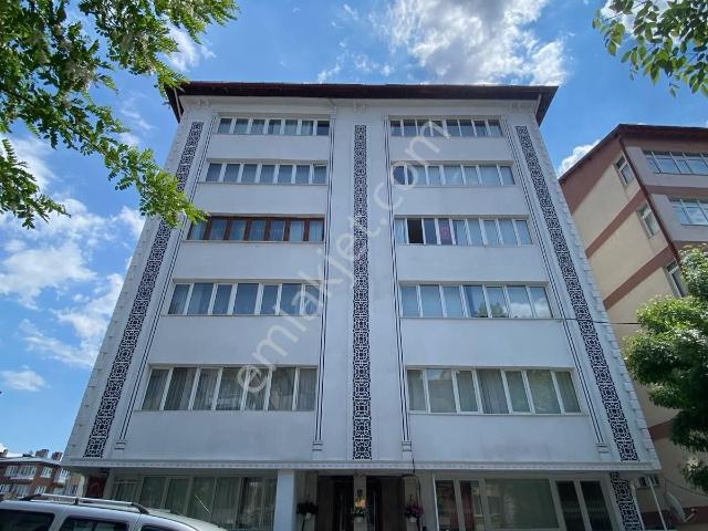 Mevlanada Merkezi Konum Kiralık 3+1 Daire