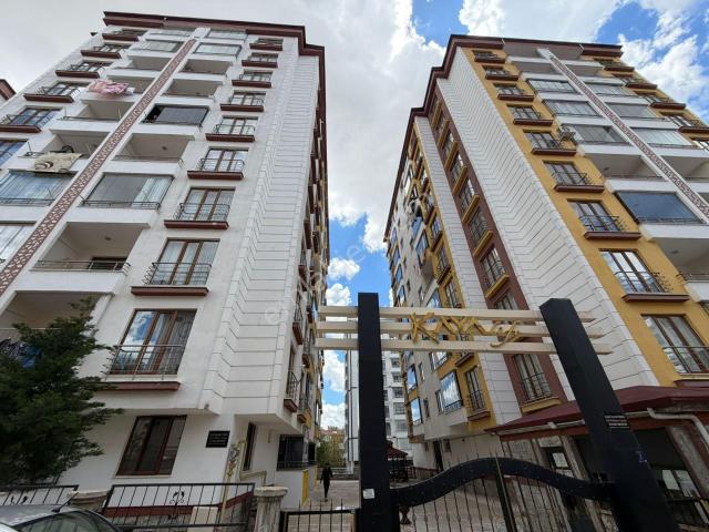 Mevsim Gayrimenkulden Yeni Mah Site 1+1 Kiralık Yeni Daire