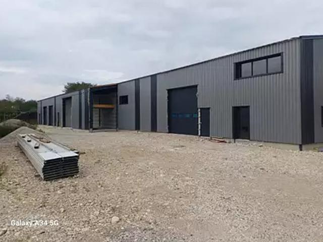 Meximieux 01800 Achat / Vente divers 1 pièce