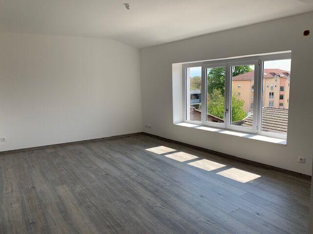 Meximieux Location Appartement 01