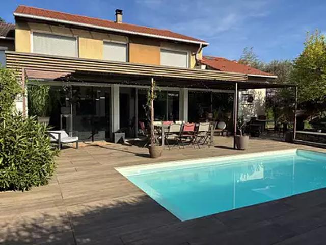Meyzieu 69330 Achat / Vente maison 8 pièces t8