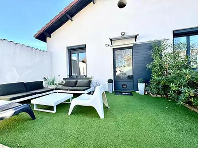 Meyzieu 69330 Achat / Vente maison 8 pièces t8 jardin terrasse