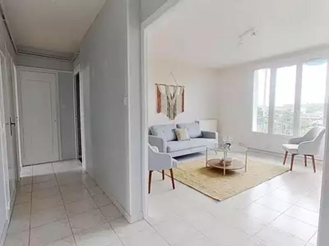 Meyzieu 69330 Achat / Vente appartement 3 pièces t3 au dernier étage cave