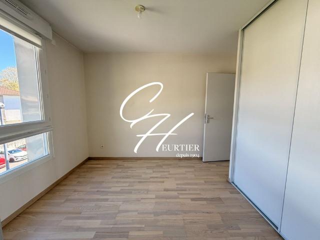 MEYLAN APPARTEMENT T4 DERNIER ETAGE