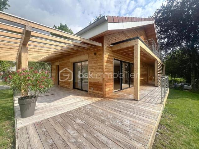 MEYLAN ROCHASSON MAISON D ARCHITECTE NEUVE DE 159 m² * frais de notaires réduits à 2%