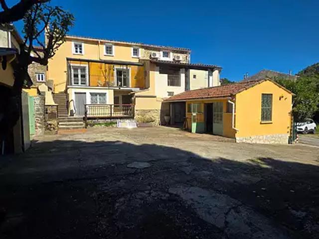 Meyrannes 30410 Achat / Vente maison 8 pièces t8 au dernier étage