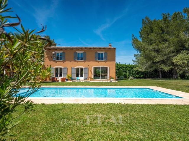 Meyrargues – Mas provençal de charme 224m² Meyrargues