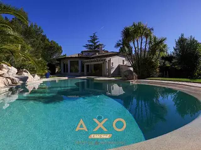 Meyreuil 13590 Achat / Vente maison 9 pièces t9 piscine terrasse
