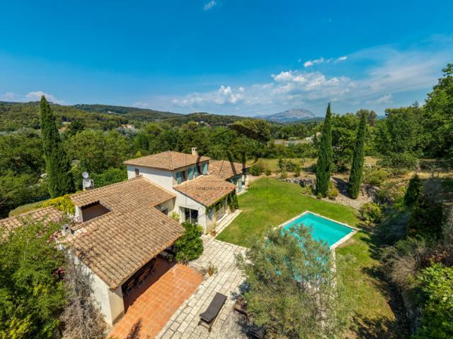 MEYREUIL PORTE D'AIX MAGNIFIQUE PROPRIÉTÉ DE 200 M2 AVEC V