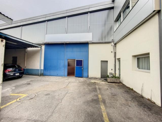 Meyrin Industriegelände ca. 1'200m2