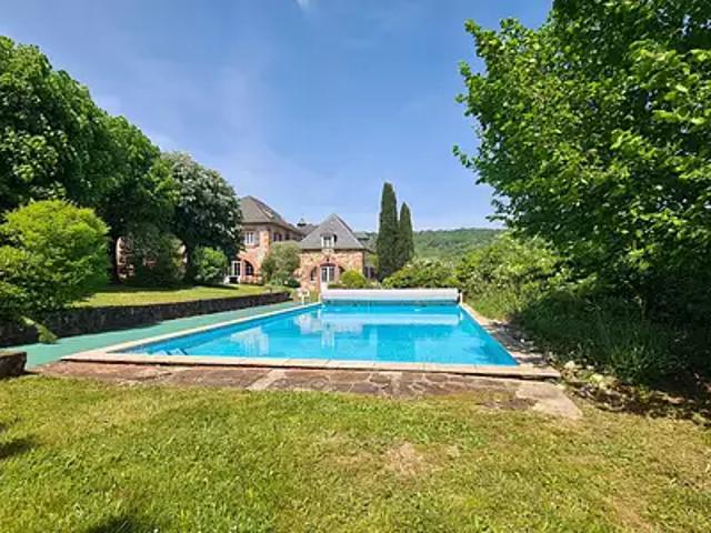 Meyssac 19500 Achat / Vente maison 9 pièces t9