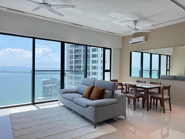 Mezzo Seafront unit for Rent