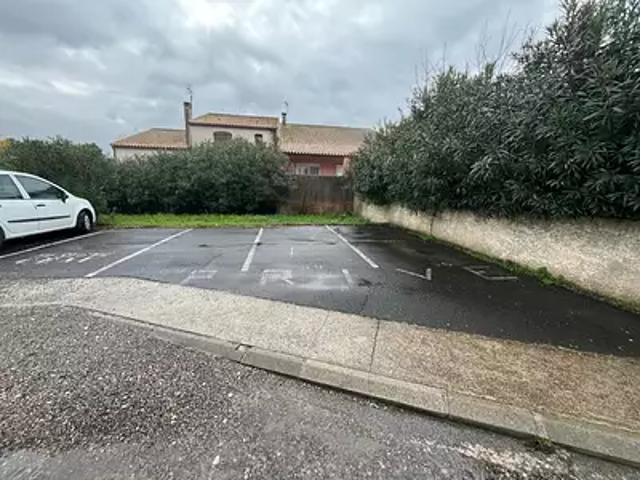 Mèze 34140 Achat / Vente parking