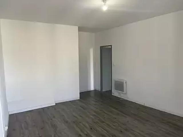 Mèze 34140 Location appartement 2 pièces t2