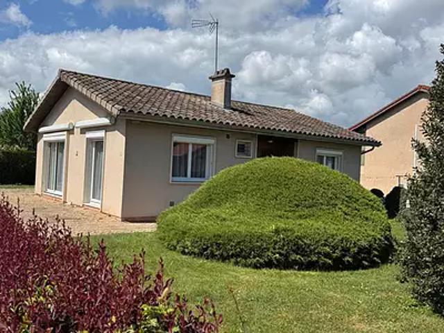 Mézériat 01660 Achat / Vente maison 4 pièces t4 au dernier étage