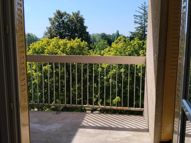 Mézériat Location Appartement 01