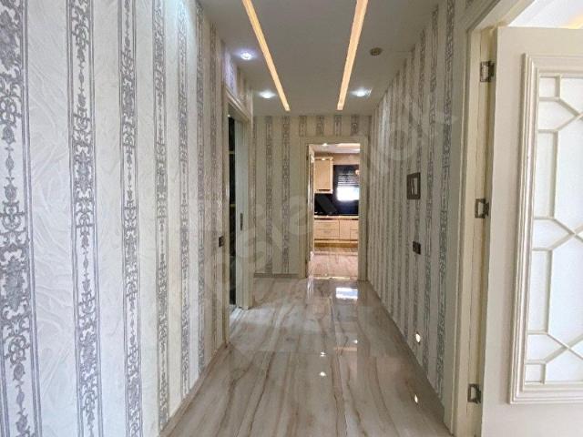 MEZİTLİ AKDENİZ'DE SATILIK 5+1 LÜX DAİRE