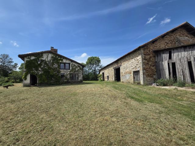 Mézières sur Issoire Vente Propriété/château 87