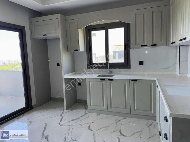 Mezitli Esenbağlar Mahallesinde Kiralık Havuzlu Daire