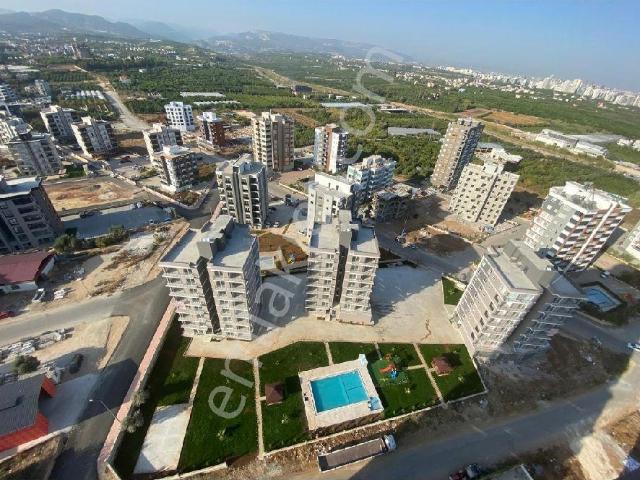 Mezitli Kuyulukta Satlık 4+1