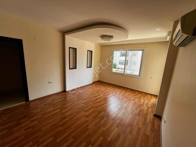 Mezitli Viranşehir Mahallesinde Geniş 3+1 Sahile Yakın Daire