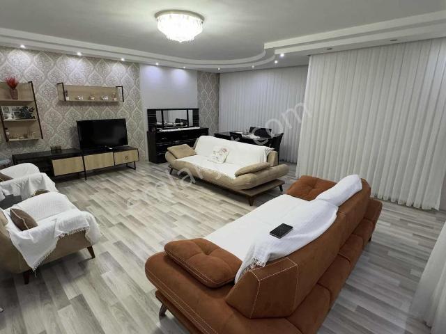 Mezitlinin En Güzel Yerinde Geniş Doğalgazlı 4+1 Daire