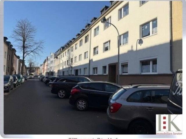 MFH in Düsseldorf Eller! Entwicklungspotenzial für Anleger! VOLLVERMIETET!