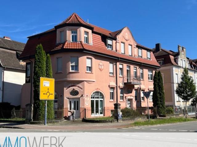 MFH mit traumhafter Fassade und Potenzial