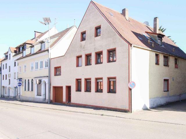MFH mit 3 Einheiten und Wertsteigerungspotenzial in urbaner Lage zur flexiblen Nutzung