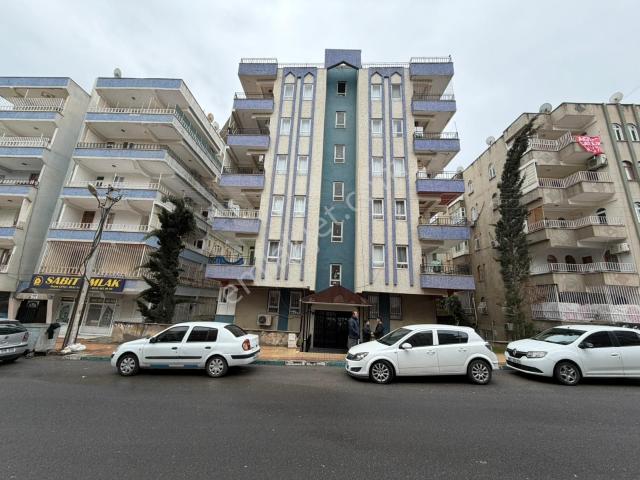 Mhr Grouptan Veysel Karanide Satılık 4 Odalı Arakat Daire