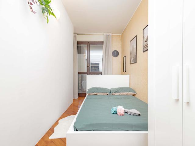 MI2 Room 1
