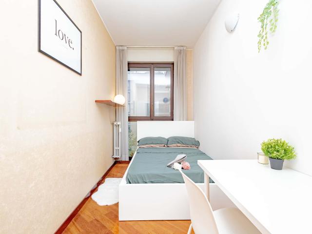 MI2 Room 3