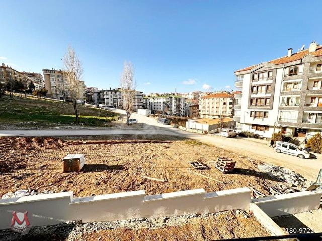 MİLENYUM'DAN KABİL CADDE ÜZERİ 1+1 50 M2 2.KAT ARAKAT PARK MANZARALI SIFIR LÜKS YAPILI FIRSAT